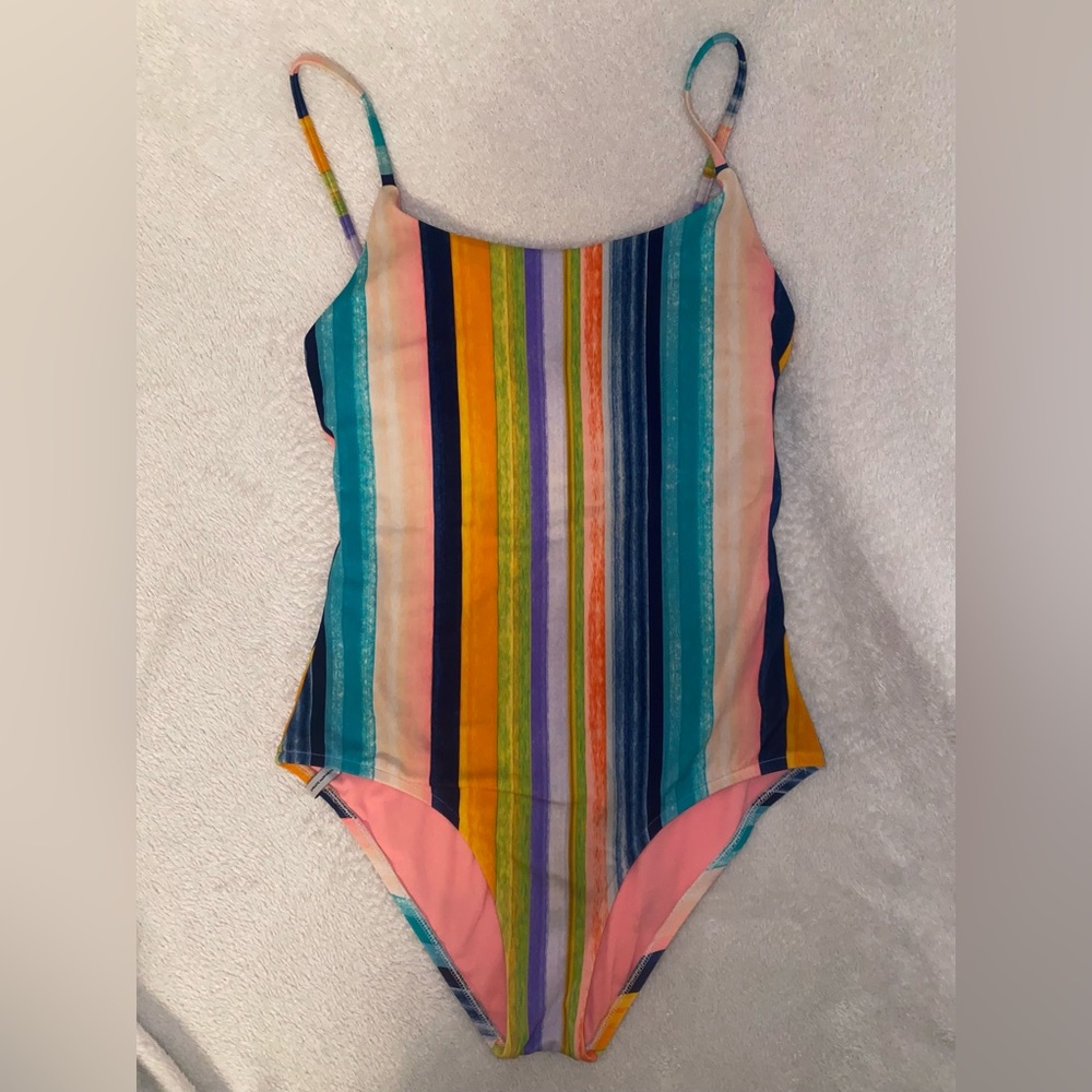 One piece Body Glove bathing suit L